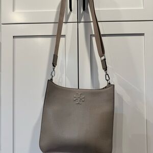 Tory Burch Thea Shoulder Bag. Great condition.